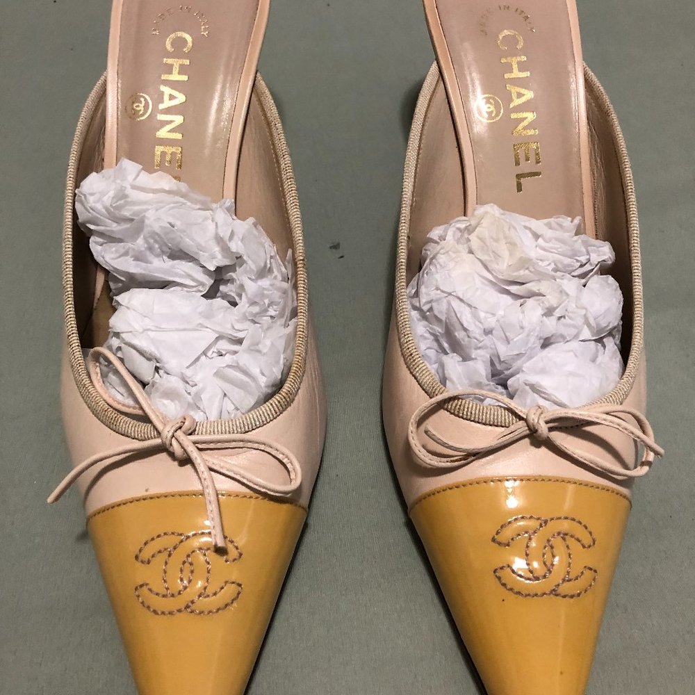 CHANEL WOMAN SHOE